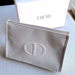DIOR gray large trousse pouch with magnetic closure
